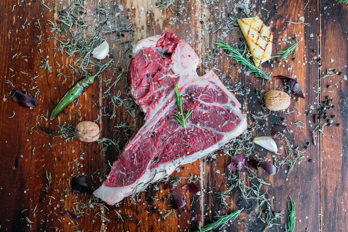 Steak Çeşitleri ve İsimleri: Hangi Et Hayvanın Neresinden Çıkar?